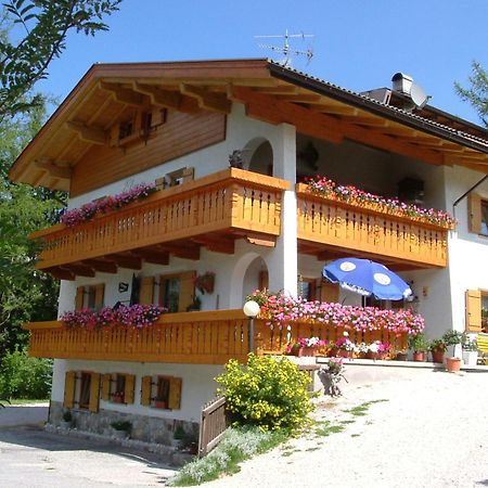 Elmes Bed & Breakfast La Villa  Dış mekan fotoğraf