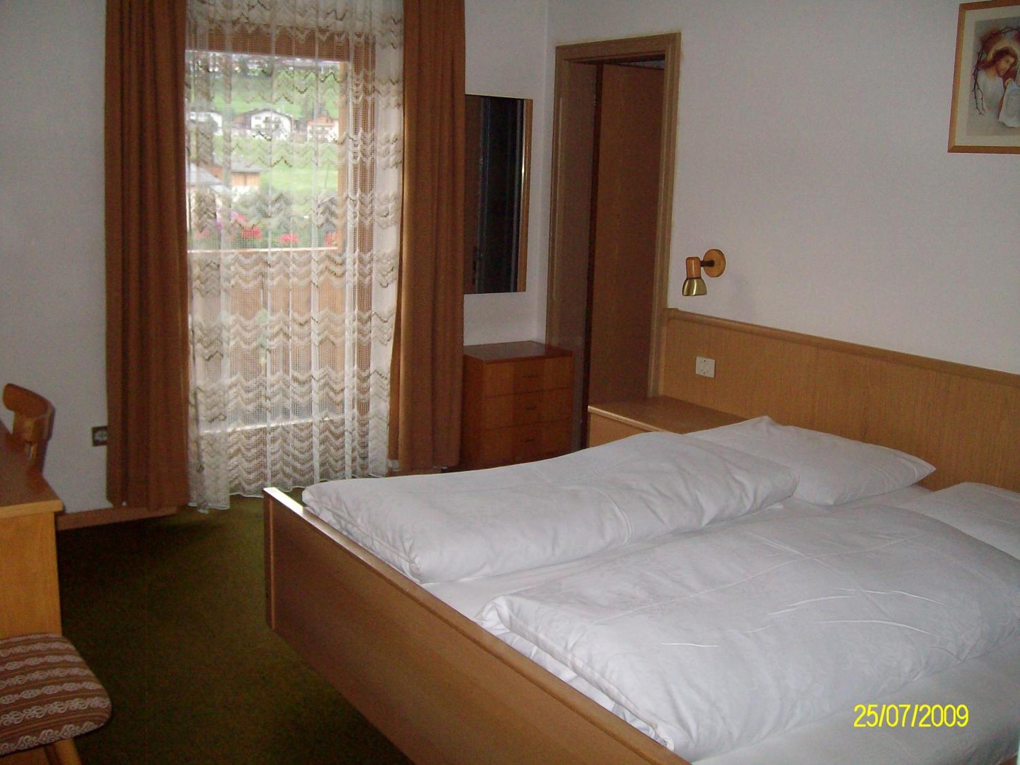 Elmes Bed & Breakfast La Villa  Dış mekan fotoğraf