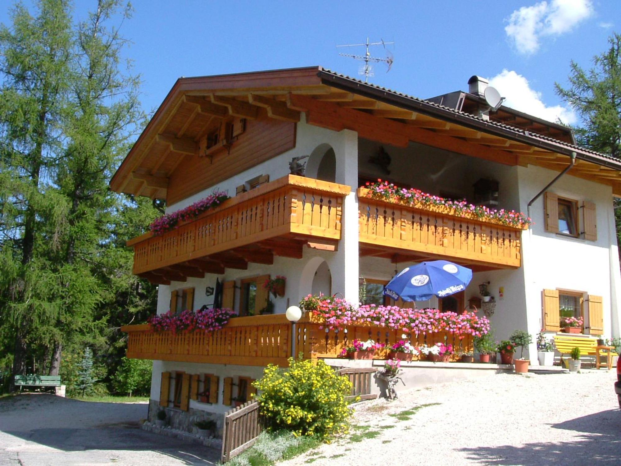 Elmes Bed & Breakfast La Villa  Dış mekan fotoğraf